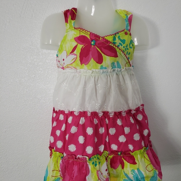 Youngland baby girl Dress size 18 months - Picture 1 of 8